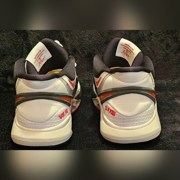 Nike Kyrie 5Y Sneakers - White, Red, and Black - Picture 5 of 9